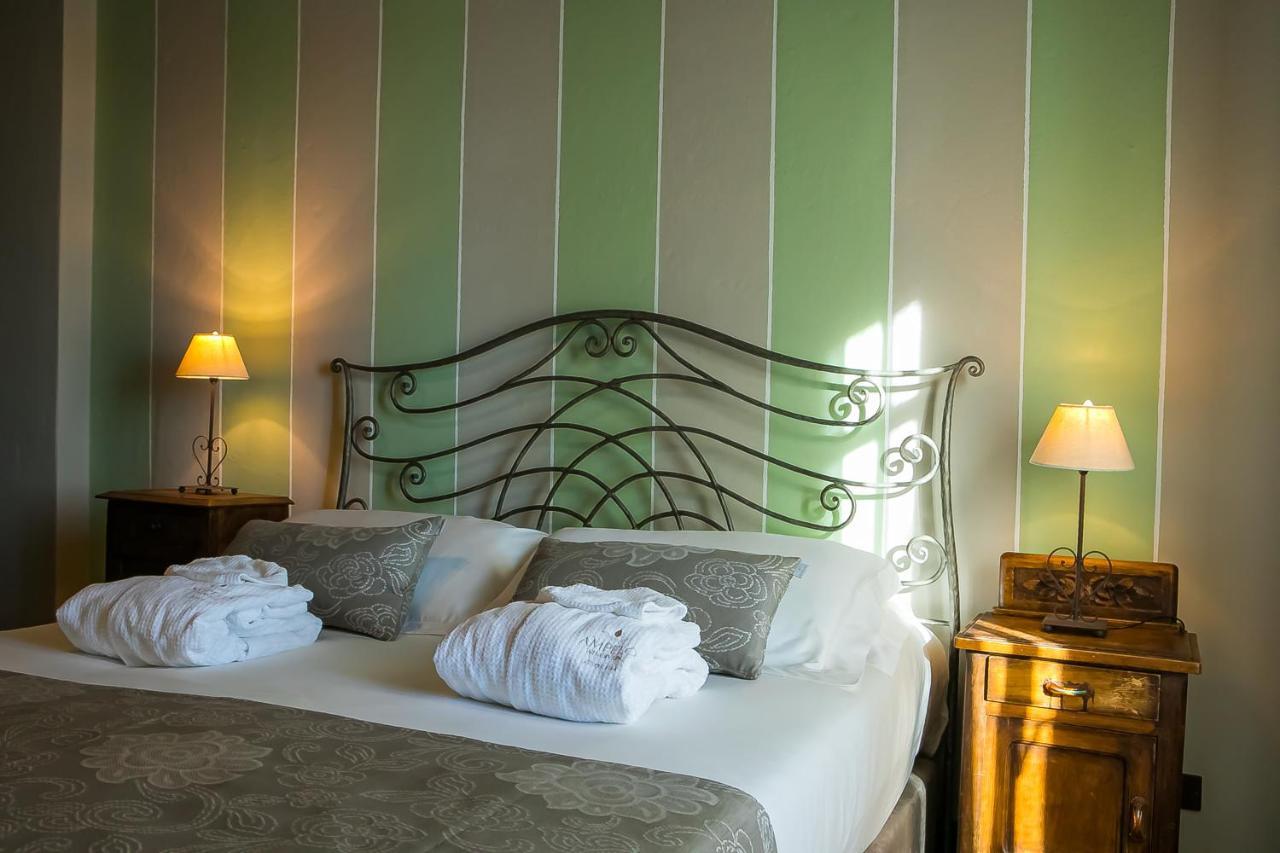 Agriturismo La Torricella Monforte D'Alba Luaran gambar