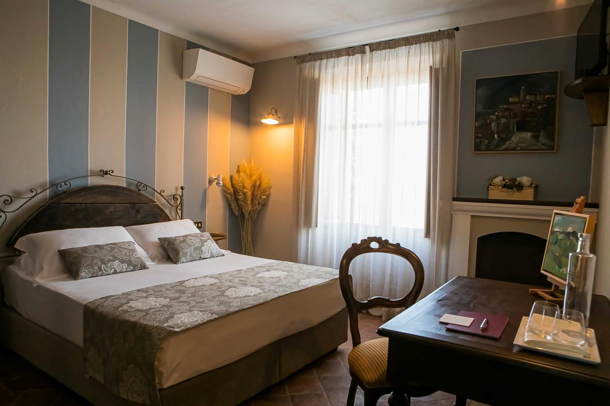 Agriturismo La Torricella Monforte D'Alba Luaran gambar